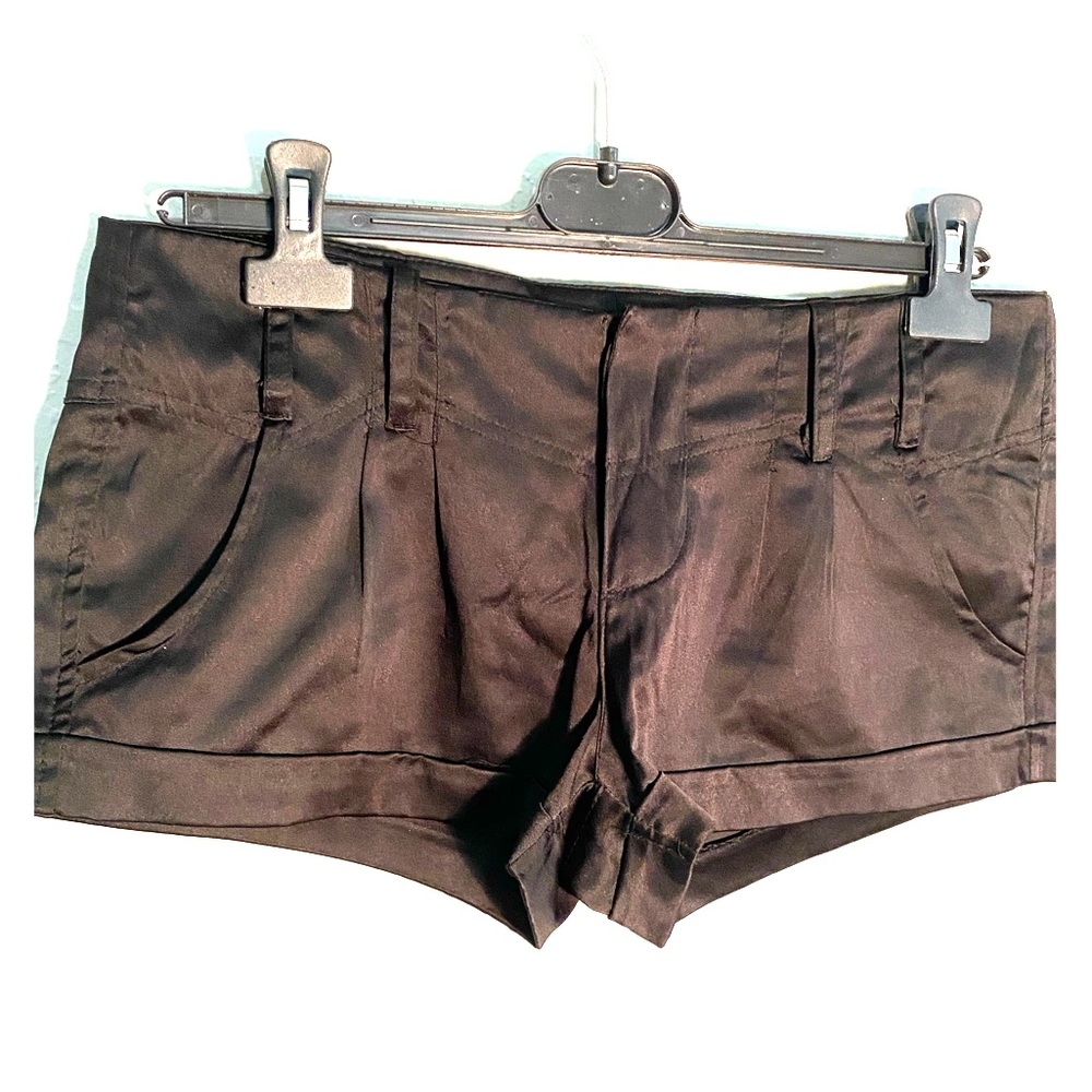 Black short